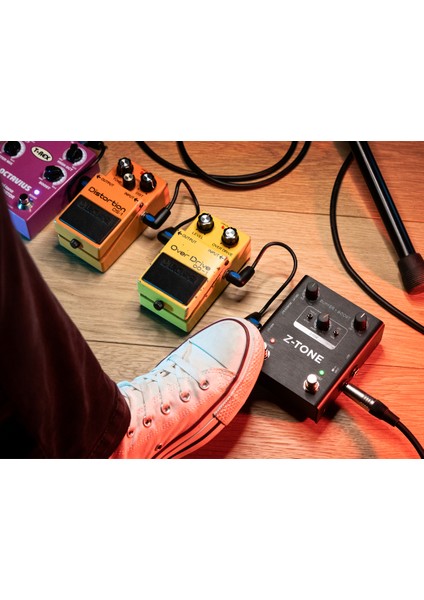 Ik Multimedia Z-Tone Buffer Boost Gelişmiş Ton Şekillendirme Özellikli Preamp / Dı Pedalı.