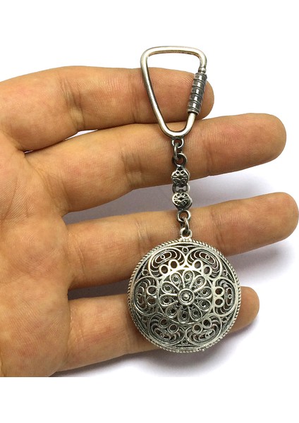 Asur Işleme 925 Ayar Telkari Gümüş Anahtarlık