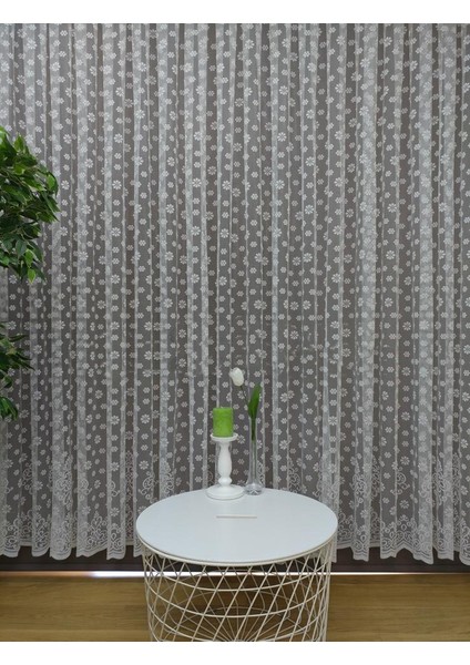Çiçek Desen Dantel Tül Perde 400 x 250 Normal Pile 1/2.5