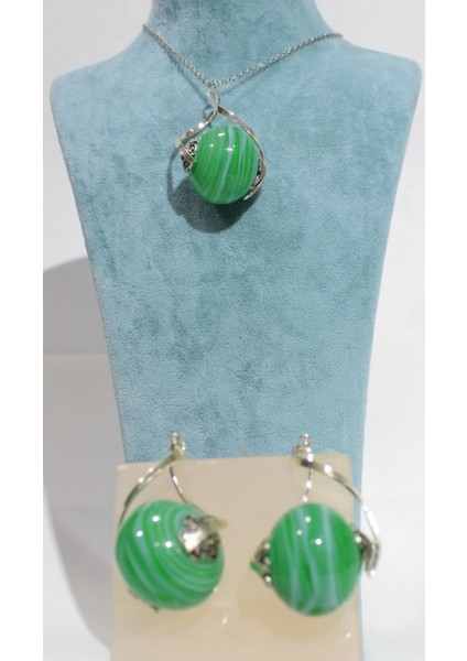 Green Balls Set