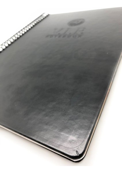 1081 V.i.p. Sert Kapak A4 Kareli Defter Siyah