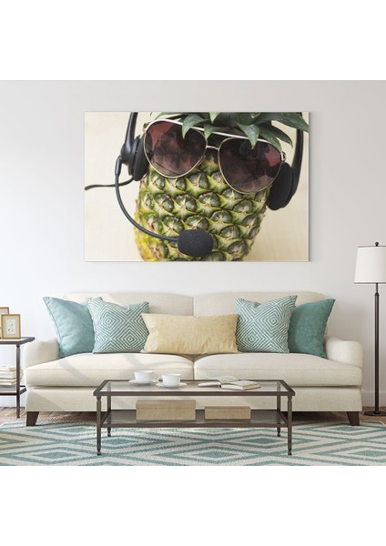 Kulaklıklı Gözlüklü Ananas Tablosu fiyatları