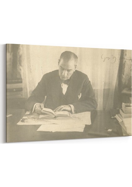 Gazi Mustafa Kemal İmzalı Fotoğraf Tablosu