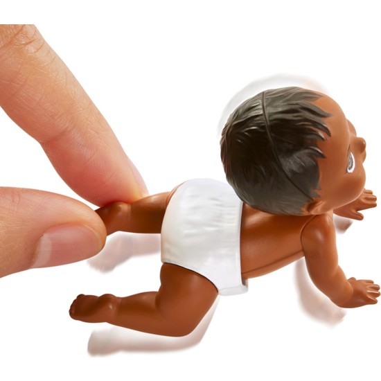 Barbie Bebek Bakıcısı Özellikli Minik Emekleme ve Oyun