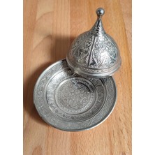 abnturk Harika Sunumluk Döküm Üzeri Antik Motifli Çeşmibülbül Stil Osmanlı Tarz Kapaklı Gümüş Lokumluk Büyük