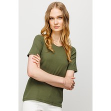 Desen Triko Kadın Sıfır Yaka Kısa Kol Pamuk Kaşkorse T-Shirt Haki