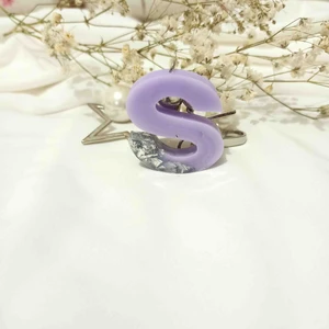 Lavanta Design Epoksi Harf Anahtarlık Gümüş Varaklı S Harfi Anahtarlık