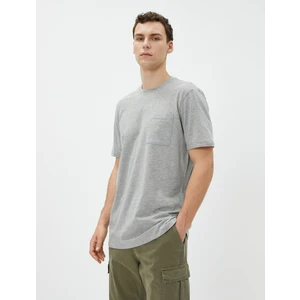 Basic Tişört Cep Detaylı Bisiklet Yaka Kısa Kollu Pamuklu