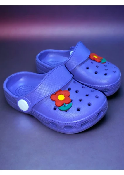 Akım Bebek Çocuk Mor Renkli Çiçek Figürlü Kaydırmaz Ortopedik Sandalet Crocs Terlik