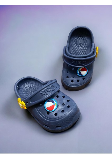 Çocuk Lacivert Renk Top Figürlü Ortopedik Kaydırmaz Sandalet Crocs Terlik