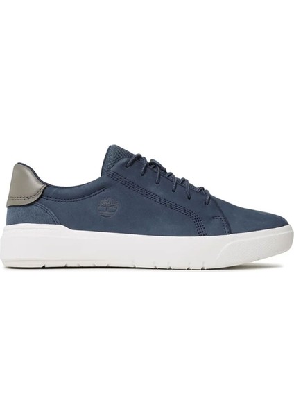 Low Lace Up Sneaker