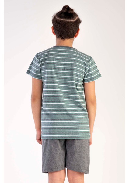 Erkek Çocuk V Yaka Kısa Kol Şortlu Pijama Takım