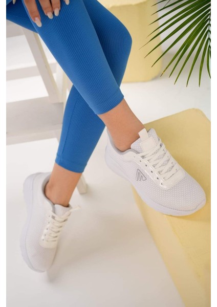 Kadın Beyaz Günlük Spor Ayakkabı Sneaker 0001