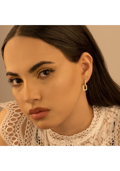 Lazer Kesimli Kare 925 Ayar Rose Renk Sallantılı Gümüş Küpe fiyatları