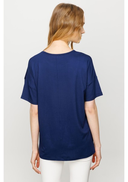 Kadın Sıfır Yaka Önü File Baskılı Penye T-Shirt Lacivert indirimleri