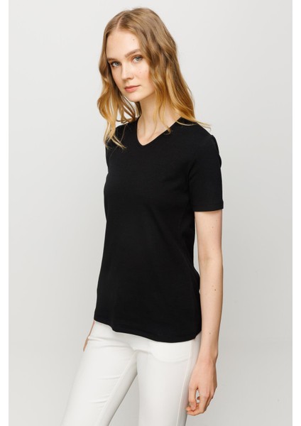 Kadın V Yaka Kaşkorse Pamuk T-Shirt Siyah