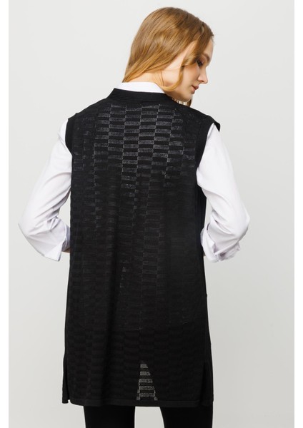 Kadın Arkası Desenli Araboy Triko Yelek Siyah modelleri