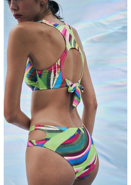 Flora Kesik Detaylı Renkli Bikini Altı-aysu Türkoğlu Koleksiyonu