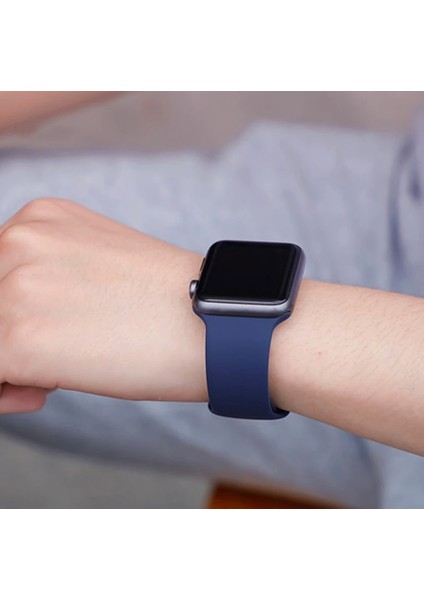 Apple Watch Uyumlu 3 4 5 6 7 8 Se 38MM 40MM 41MM Silikon Kordon Kayış Soft Yapı Yumuşak Klasik Voyoklas