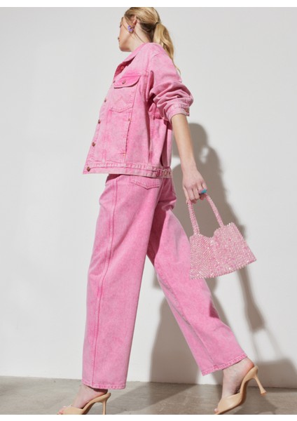 Berrak Tüzünataç x Wrangler Cepli Loose Fit Normal Bel Pembe Barrel PANTOLON-W2H7 fırsatları