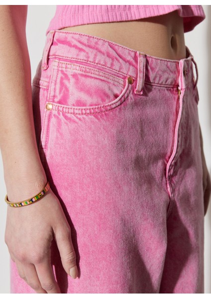 Berrak Tüzünataç x Wrangler Cepli Loose Fit Normal Bel Pembe Barrel PANTOLON-W2H7 indirimleri