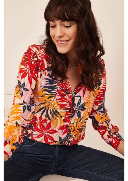 Kadın Klasik Yaka, ÇiçekliÇok Renkli, Gömlek modelleri
