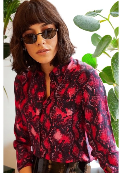 Kadın Klasik Yaka Uzun Kol Regular Kesim Gömlek