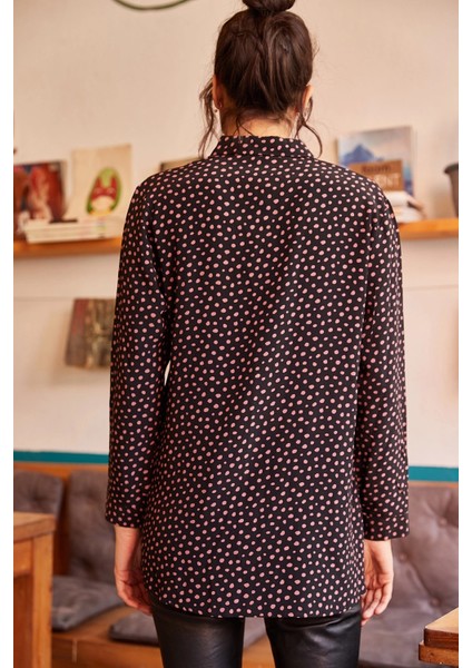 Kadın Siyah Klasik Yaka Puantiye Detaylı Uzun Kol Regular Kesim Standart Boy Gömlek indirimleri
