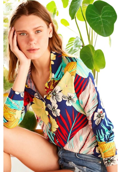 Kadın Klasik Yaka Uzun Kol Regular Kesim Gömlek