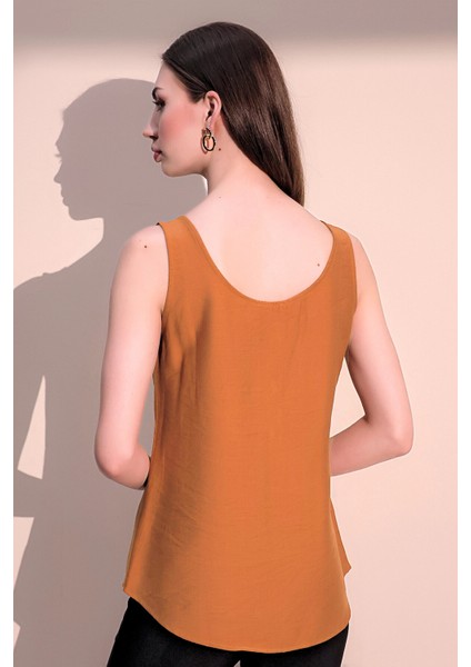 Kadın Kiremit Kalın Askılı Keten Bluz, Yuvarlak Yaka ve Düğmeli Kolsuz Gömlek Atlet fiyatları