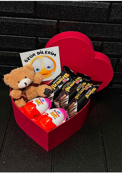 Sevgiliye Ozur Hediyesi Kahverengi Mini Ayıcık - Browni Intense ve Kinder Joy Çikolatalar fiyatları