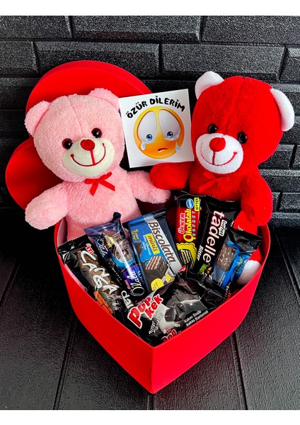 Özür Dilerim Hediyesi Kalp Kutuda 2 Ayıcık ve Bitter Çikolata Lezzetleri fiyatları