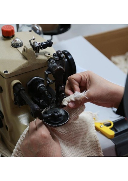 Doğal Kuzu Yünü ve %100 Doğal Pamuk Triko Bebek Battaniyesi Krem Renk (Ana Kucağı) fırsatları