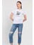 Allıson Beyaz Bisiklet Yaka Baskılı Kadın Tshirt 4