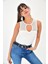 Kadın Beyaz Günlük Stil Dantel Detaylı Sıfır Kol Body Fit Bluz 3