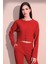 Kadın Kırmızı Uzun Kol Kendinden Dokulu Cepli Crop Sweatshirt, Salaş Kesim Bluz 4