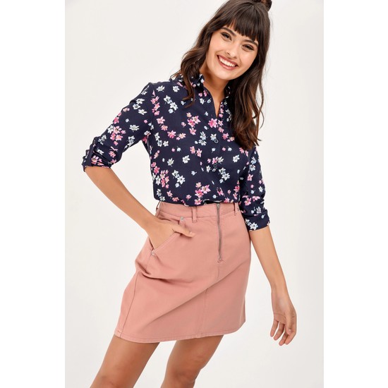 Chemise New Laviva de la taille 38, de couleur fleurs