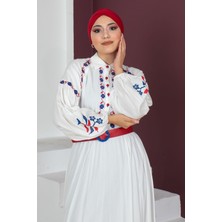 Phelda Nakış ve Kemer Detaylı Pamuk Tesettür Elbise 747-BEYAZ/FUŞY 42