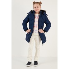 Lela Peluş Astarlı Yakası Suni Kürklü Çıkarılabilir Kapüşonlu Kışlık Mont Kız Çocuk Mont 5761905