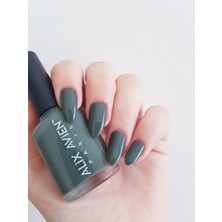 Alix Avien Soluk Yeşil 110 - Yüksek Pigmentli Uzun Süreli Kalıcılık Hızlı Kuruma - Nail Lacquer 110