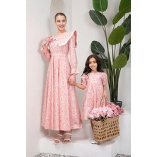 Küçüğüm Butik Tesettür Bahar Dalı Pudra Rengi Seyyar Yakalı Kloş Anne Kız Kombini
