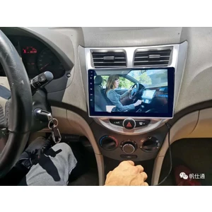 Hyundai Accent Blue Android Kablosuz Carplay Navigasyon Multimedya 9 Inch Ekran 2 GB Ram 32 GB Rom