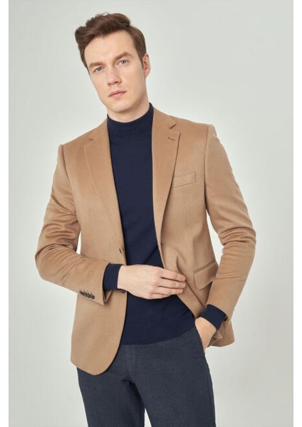 Modern Fit Mono Yaka Çift Yırtmaçlı 2 Düğmeli Camel Erkek Ceket PCK22K22240_D70