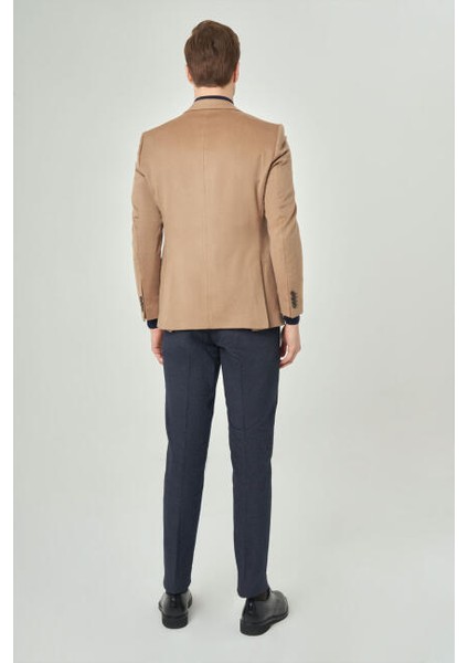 Modern Fit Mono Yaka Çift Yırtmaçlı 2 Düğmeli Camel Erkek Ceket PCK22K22240_D70