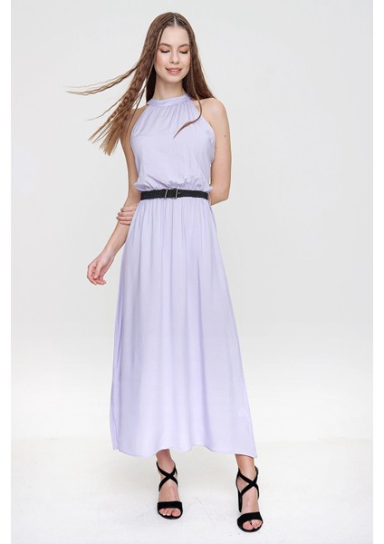 Kadın Lila Halter Yaka Sıfır Kol Kemer Detaylı Regular Kesim Maksi Boy, Uzun Rahat ve Günlük Elbise fırsatları