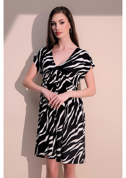 Kadın Siyah Kısa Kolgünlük Stil V Yaka Piliseli Salaş Midi Elbise modelleri