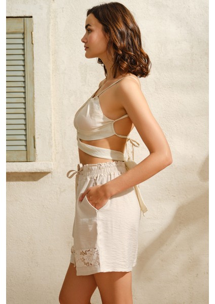 Kadın Dokuma Viskon Dantelli Sabahlık Sırt Dekolteli Bustiyer Sütyen ve Yandan Cepli Şort Pijama 3lü Takım (5742) modelleri