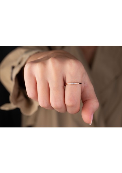 14 Ayar Altın Rose Minimal Taşlı Yüzük