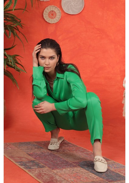 Saten Kumaş Basic Kadın Gömlek-Yeşil fırsatları