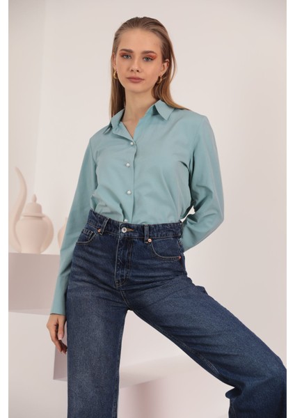 Soft Kumaş Crop Kadın Inci Düğme Detay Gömlek-Mint